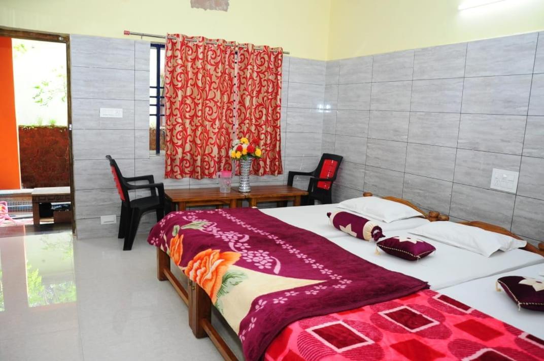 Aryan Residency Māvalli Exterior foto